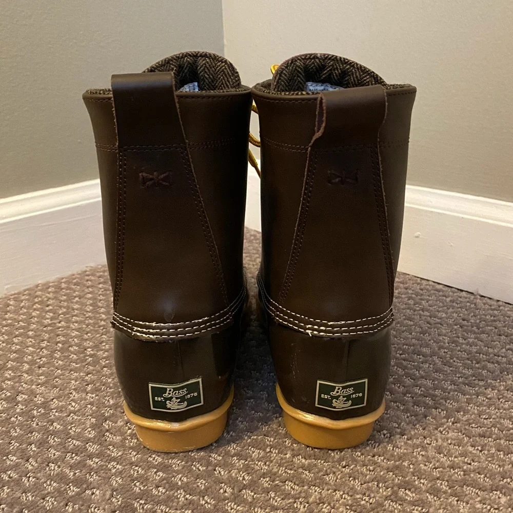 •G.H. BASS & CO.•Brown Leather Upper Harlequin Duck Boot - Picture 2 of 8